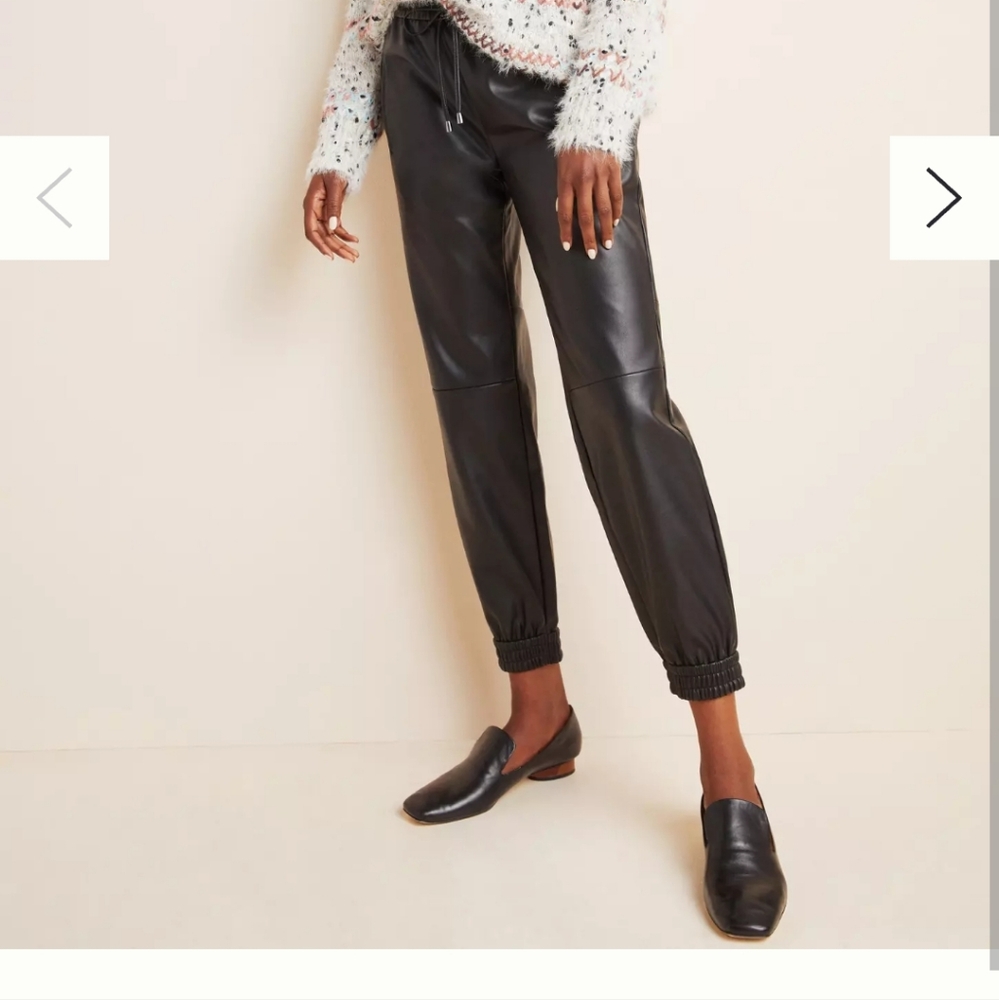 ANTHROPOLOGIE Sakara Faux Leather Joggers Black Size M